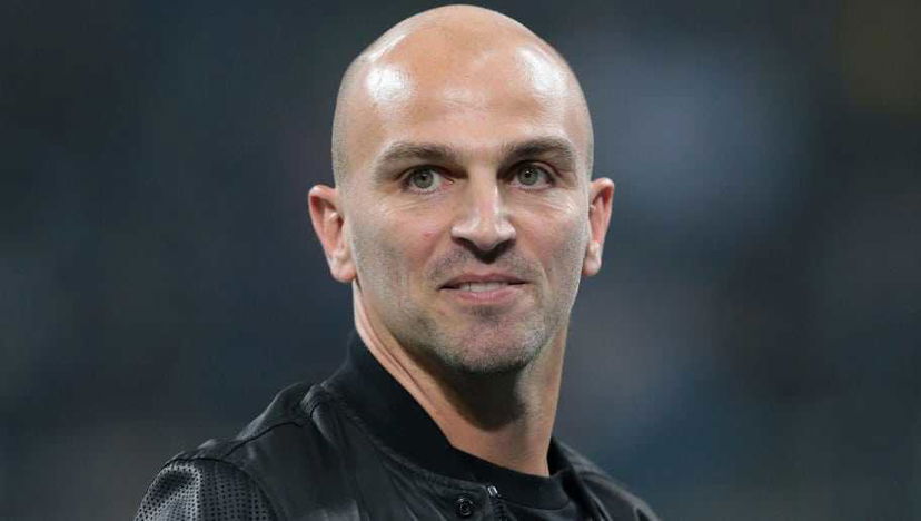 Cambiasso sulla lotta scudetto: “Spero vinca l’Inter ma la vedo dura” preview