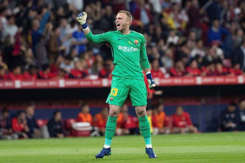 Ora è ufficiale: Valencia, ecco il portiere Cillessen. Al Barcellona andrà Neto preview