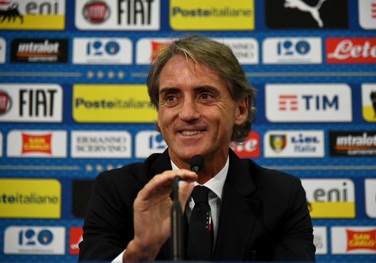 Mancini: “Il VAR risolve più problemi di quanti ne crea. Kean? Non mettiamogli pressione” article-post