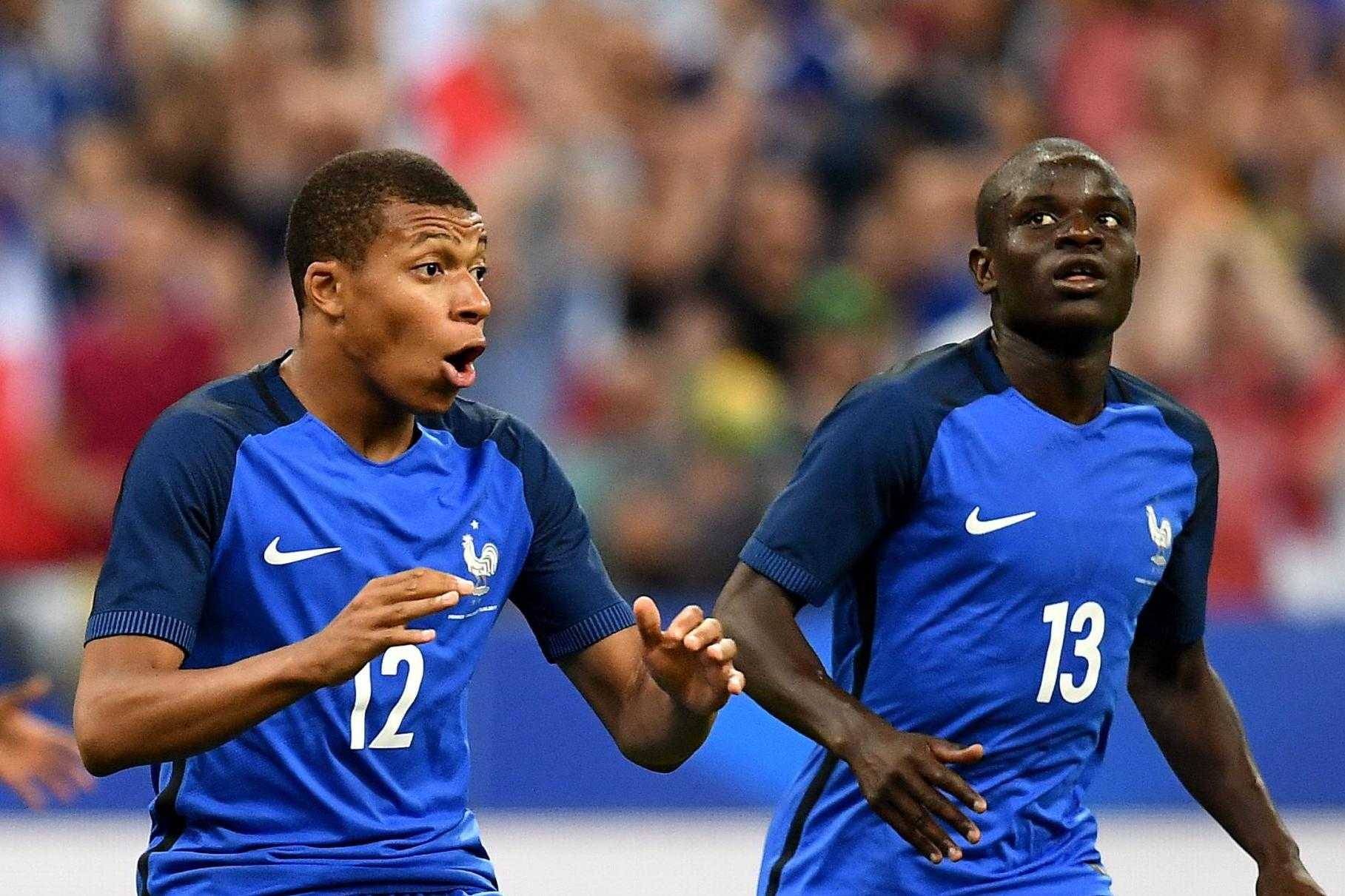 Mbappé chiama Kanté: "Sarebbe perfetto per il gioco del Psg"