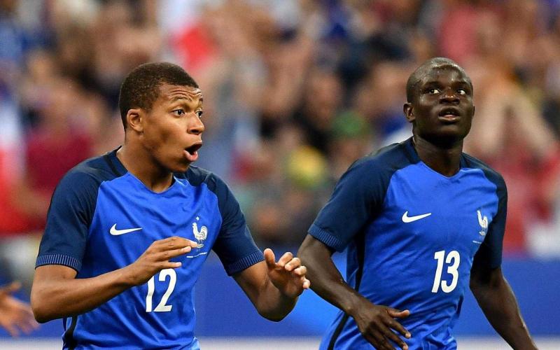 Mbappé e Kanté Nazionale Foto Evening Standard