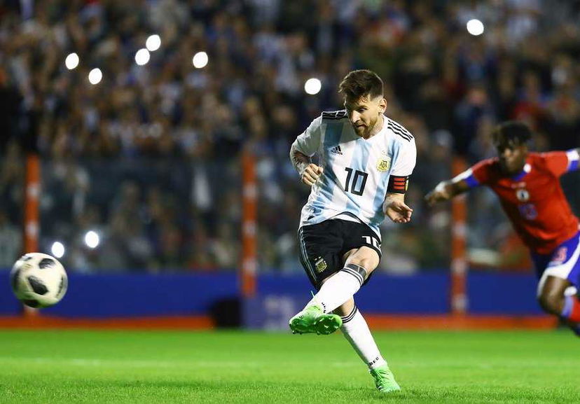 Argentina, 4-0 nel test con Haiti: triplo Messi e Aguero preview