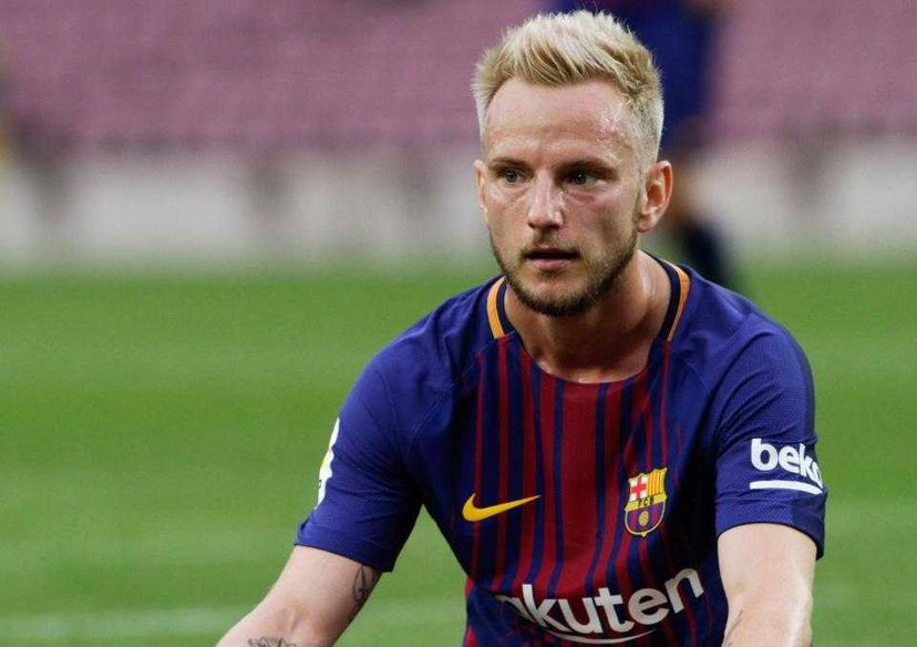 Rakitic fa infuriare il Barcellona: tuffo in piscina per la “sesta” del Siviglia preview
