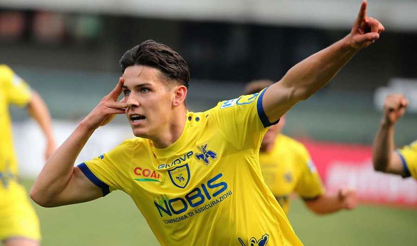 Ufficiale: il Chievo riscatta Stepinski. Contratto fino al 2021 preview