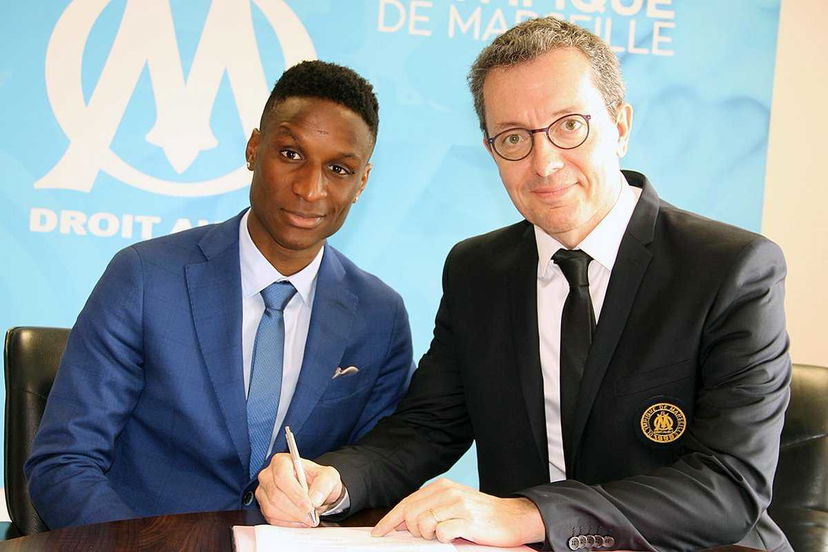 Il Marsiglia blinda Bouna Sarr: ufficiale il rinnovo fino al 2022 preview