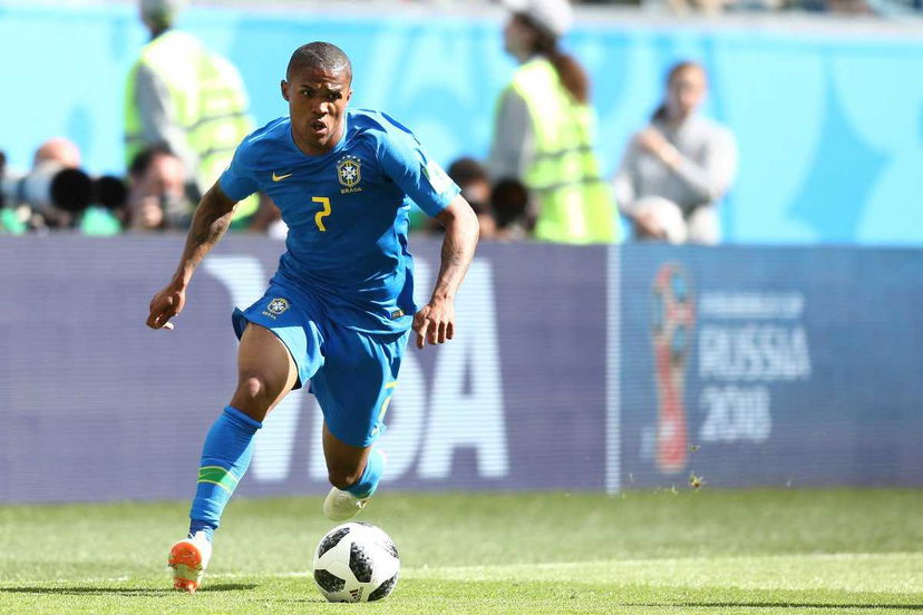 Douglas Costa, infortunio muscolare: out contro la Serbia. Il medico: “Non c’è una data precisa circa il suo rientro” preview