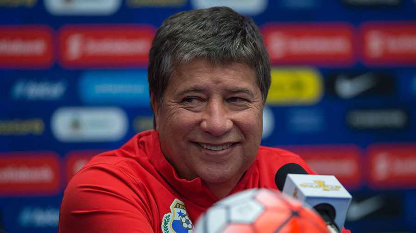 Panama, il ct Gomez: “Belgio? Siamo pronti, se passiamo il turno mi scolo una bottiglia di vodka” preview