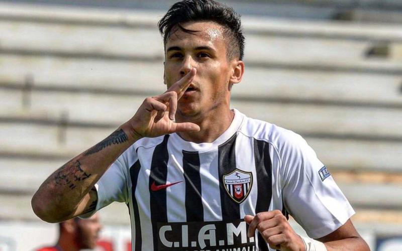 Lores Varela Ascoli Twitter