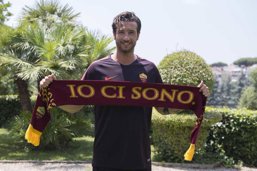 Roma, visite mediche ok per Mirante. Le foto preview