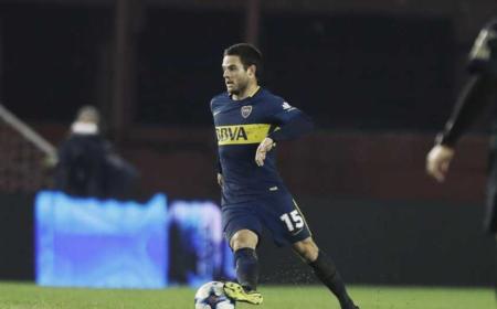 Nandez Nahitan Boca Foto Referi