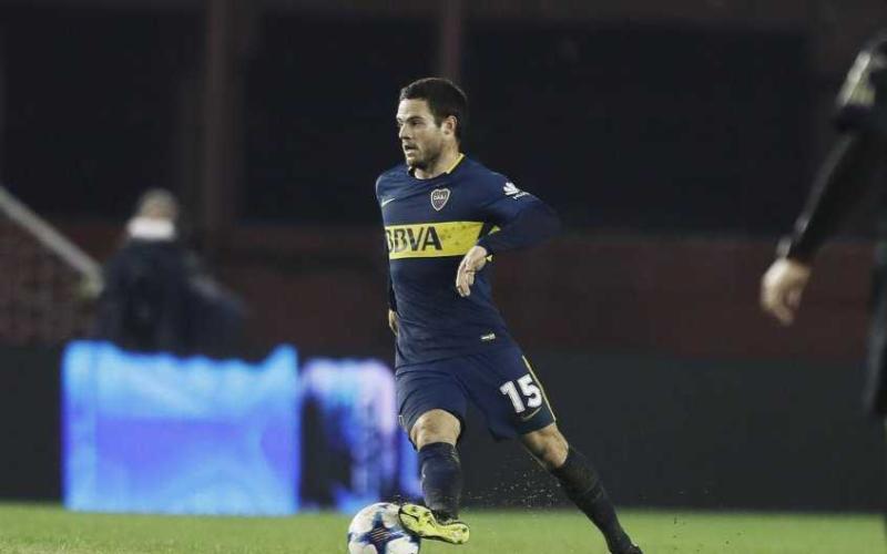 Nandez Nahitan Boca Foto Referi