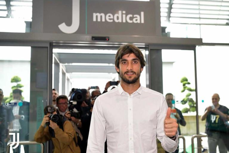 Perin: “Felice per l’esordio in Champions. Serata perfetta, vittoria e primo posto” Perin: “Felice per l’esordio in Champions. Serata perfetta, vittoria e primo posto”
