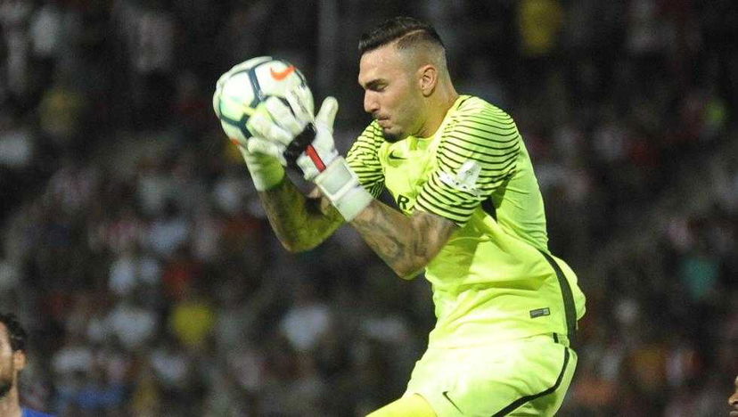 Espanyol, in attesa di un attaccante si guarda in casa Malaga: piacciono il difensore Miquel e il portiere Roberto preview