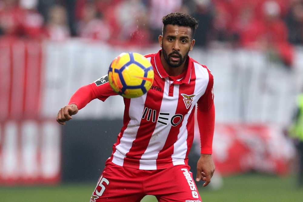 A Bola: Vitoria Guimarães, idea Tissone per il centrocampo article-post