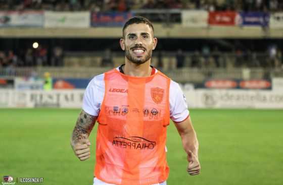 DALLA PRIMAVERA DEL NAPOLI ALL’IMPRESA COL COSENZA: TUTINO, IL NUOVO CHE AVANZA preview