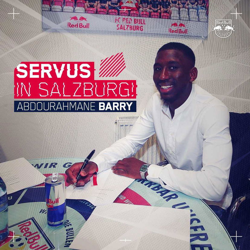 Ufficiale: Salisburgo, preso il difensore Barry dal Paris Saint-Germain. Ecco il tweet preview