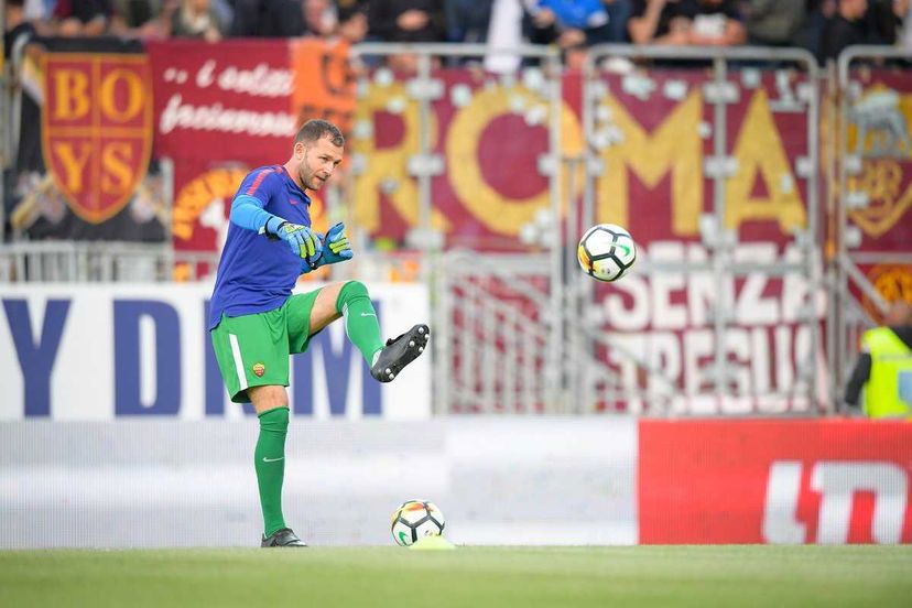 Ufficiale: Lobont si ritira dal calcio. Il portiere: “Si parte per una nuova avventura! Il bello deve ancora venire” preview