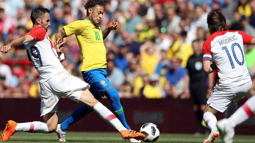 Real Madrid, le parole di Modric a Neymar: “Ti aspettiamo”. Ecco il video preview