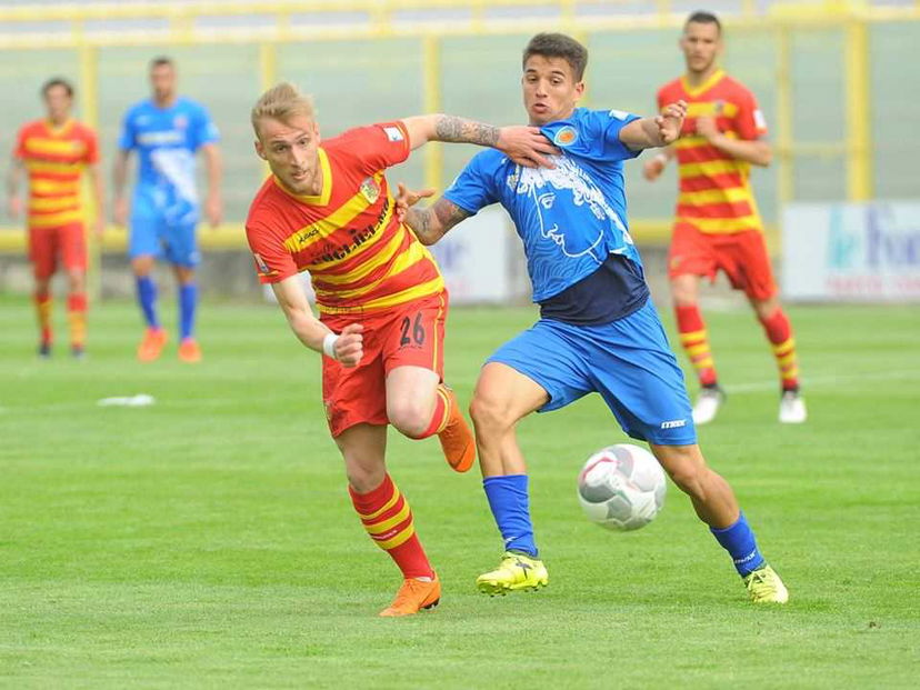 Ufficiale: Siracusa, Tino Parisi passa al Livorno a titolo definitivo preview