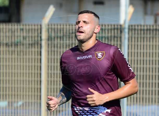 Ufficiale: Ternana, dalla Salernitana arriva in prestito Altobelli preview