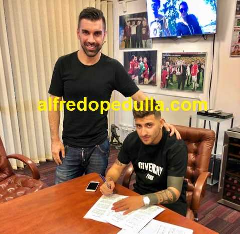 De Luca al Cluj: tutto confermato. Ecco la foto della firma preview