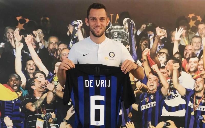 De Vrij Inter presentazione Twitter