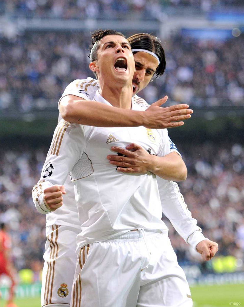 Khedira accoglie CR7: “Benvenuto a Torino Cristiano! Oggi è un giorno speciale” preview