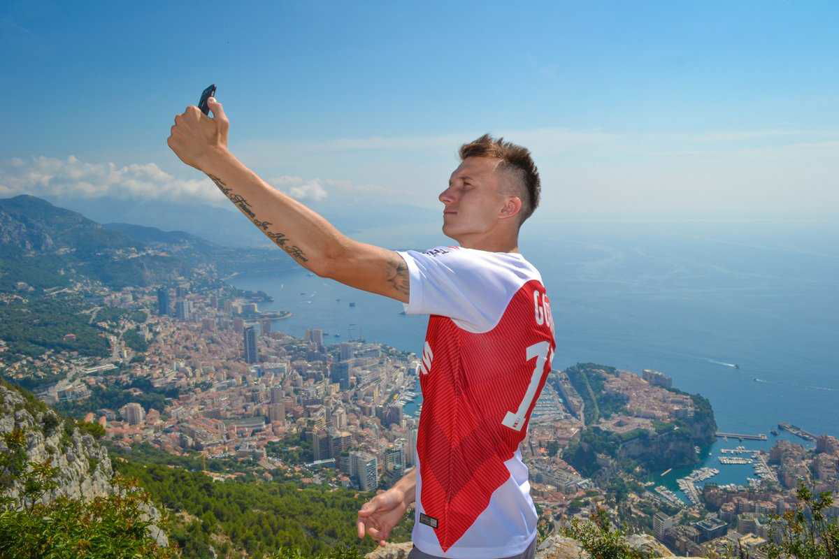 CLASSE, TECNICA E UN FUTURO DA SCRIVERE: GOLOVIN, UN’ALTRA STELLA A MONTE CARLO article-post