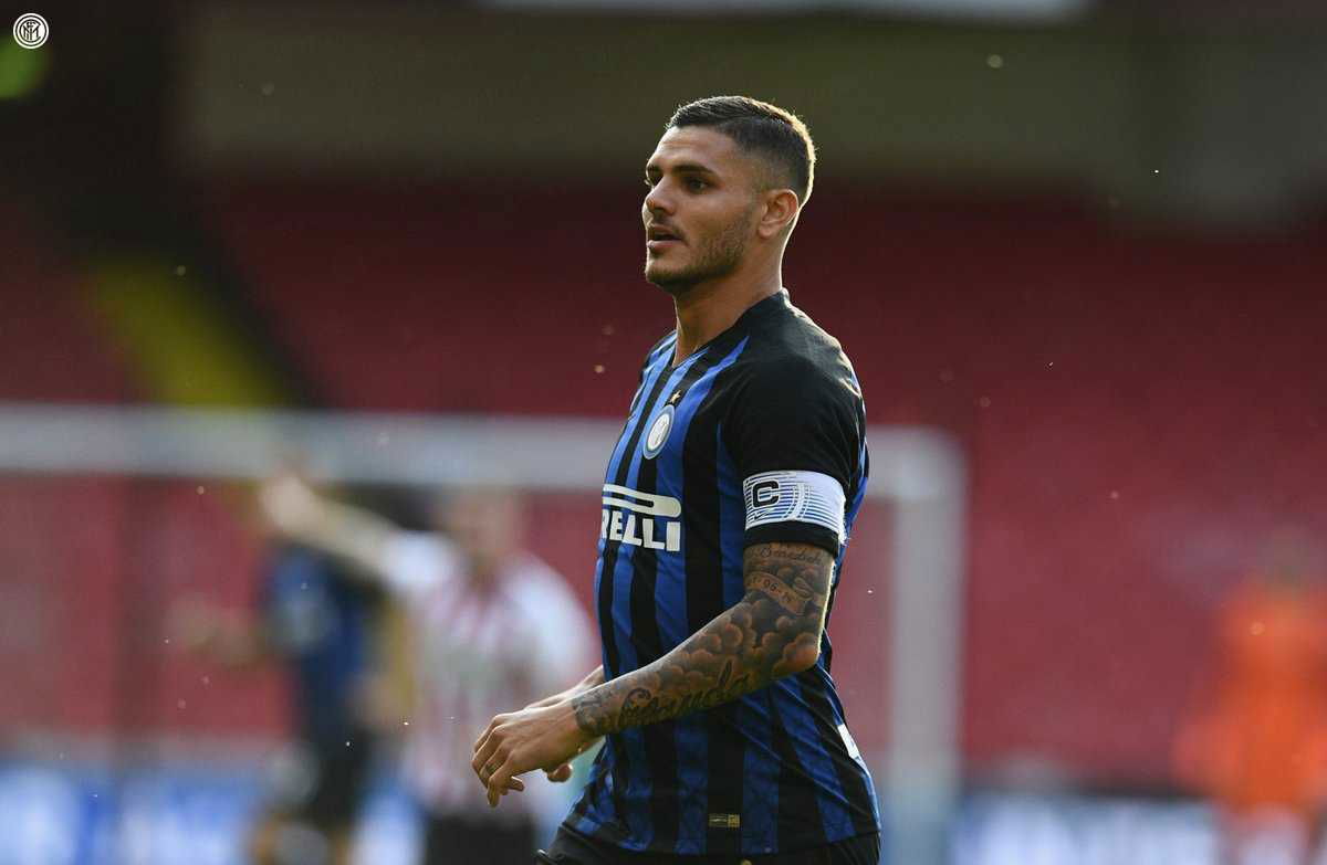 Icardi, la sorella Ivana attacca Wanda: “Povero mio fratello. Se alle spalle avessi una persona seria…” article-post