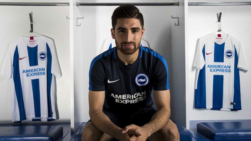 Ufficiale: Brighton, preso l’iraniano Jahanbakhsh per 19 milioni preview