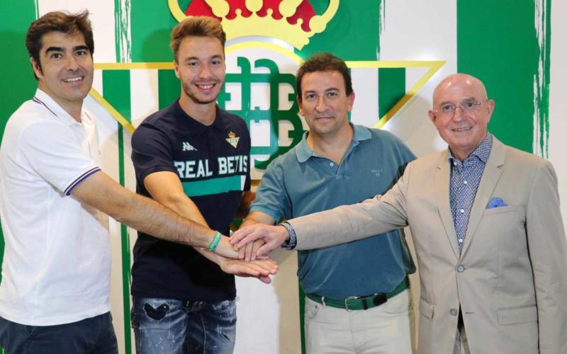 Loren Moron rinnovo Betis Siviglia Twitter