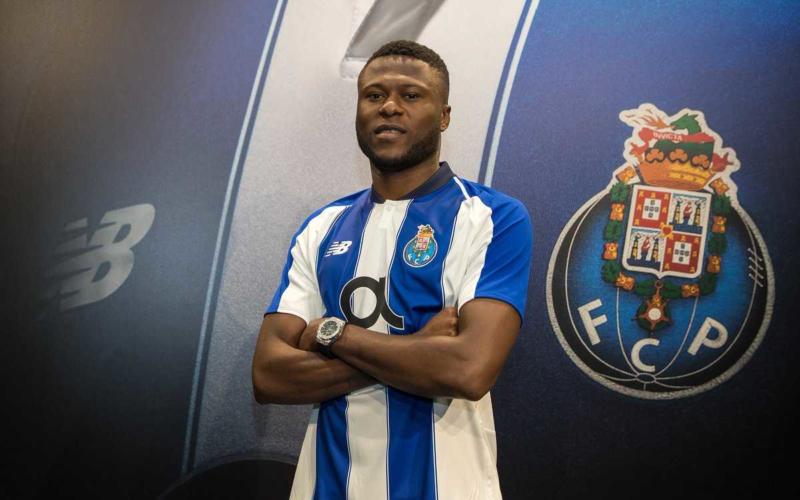 Mbemba Twitter uff Porto