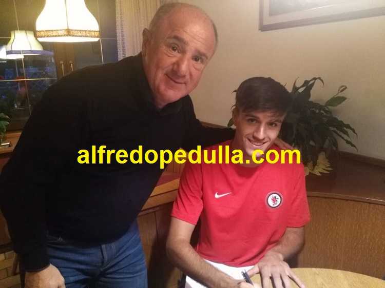 Ranieri-Foggia, ecco la foto della firma preview