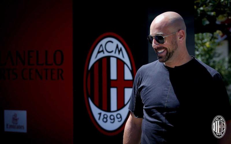 Maglia Home AC Milan PEPE REINA Maglia Home AC Milan PEPE REINA