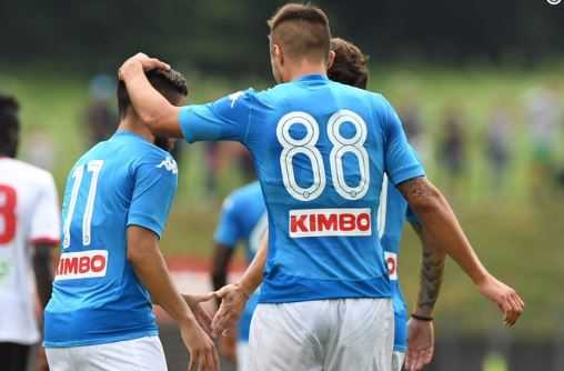 Napoli, buona la prima: 4-0 al Gozzano. Il primo gol è di Fabian Ruiz preview