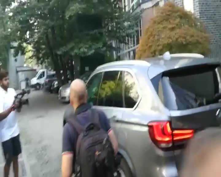 L’arrivo di Higuain alla Madonnina. E i tifosi… preview