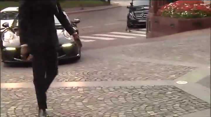 Laxalt: ecco l’arrivo in hotel preview