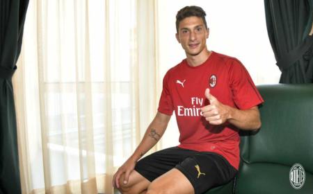 Caldara visite Milan Twitter