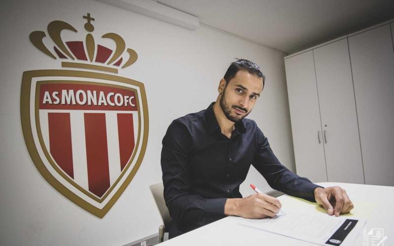 Chadli firma Monaco