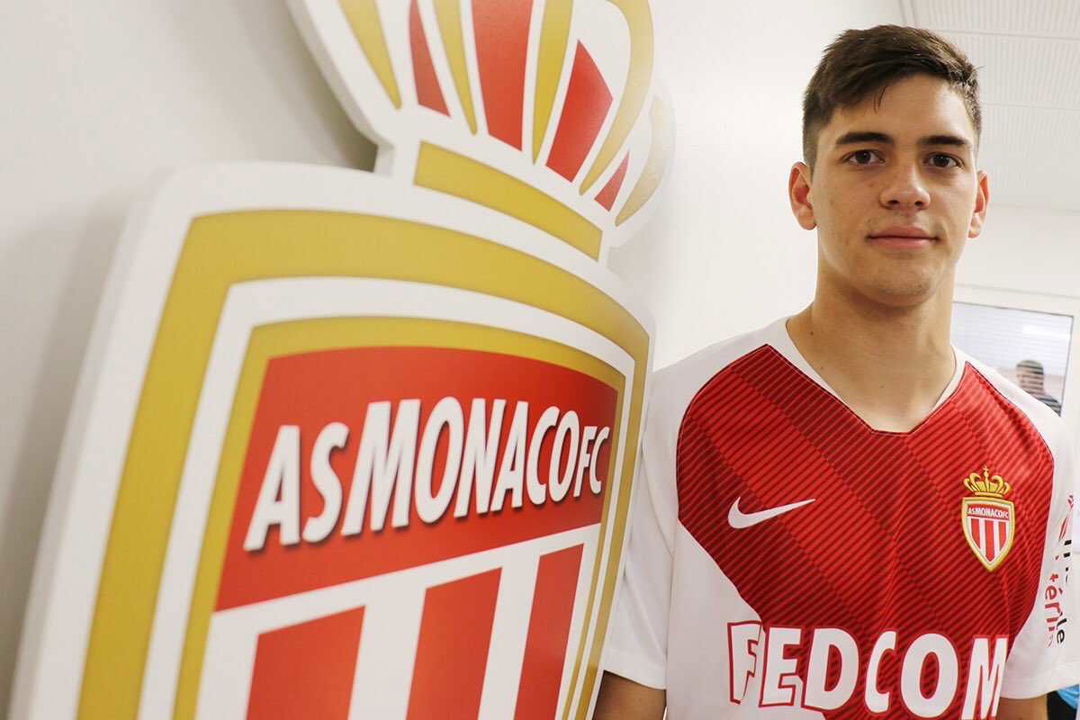 Tutto confermato: Colina dalla Dinamo Zagabria al Monaco. Ecco la prima foto article-post