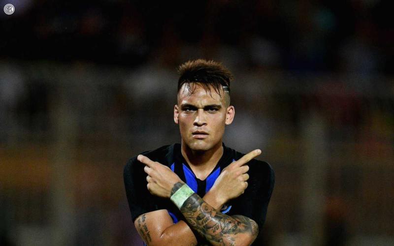 Martinez Lautaro contro Lione a Lecce Foto Inter Twitter