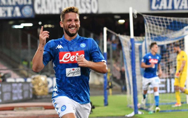 Mertens vs Milan Napoli Twitter