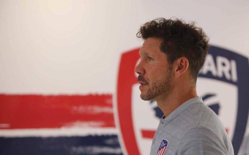 Simeone Cagliari Twitter