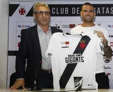 Ufficiale: Castan torna in Brasile. Contratto annuale con il Vasco da Gama preview