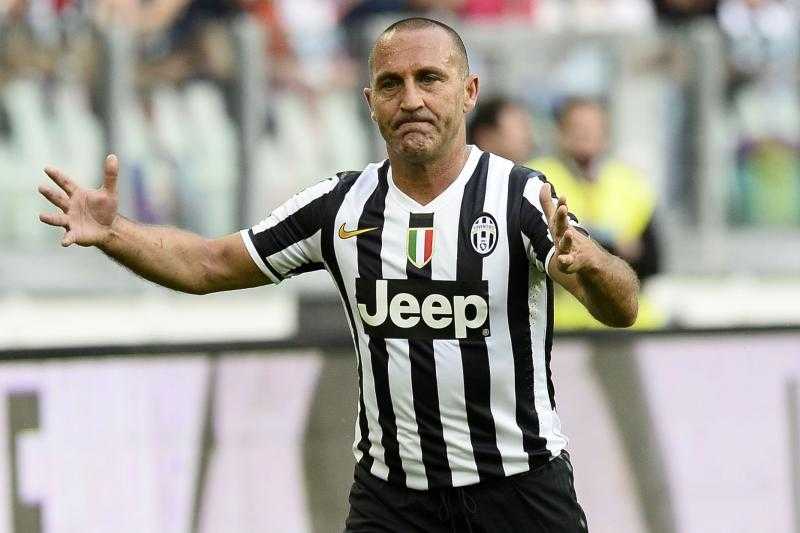 Di Livio sulla Juve: “Mi piace questa nuova mentalità: 4-4-2 modulo ideale. Chiesa e Kulusevski sono il futuro” preview