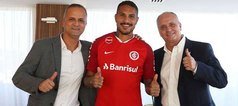 Ufficiale: colpo Internacional, arriva l’esperto attaccante Paolo Guerrero dal Flamengo preview