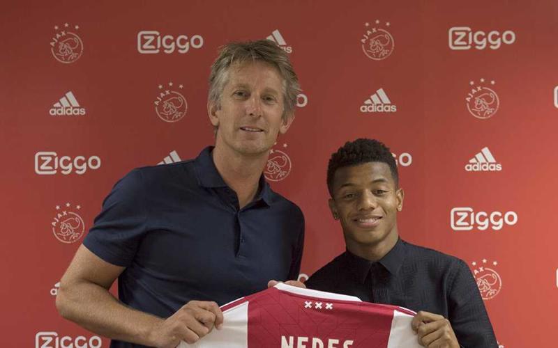 David Neres Ajax Twitter