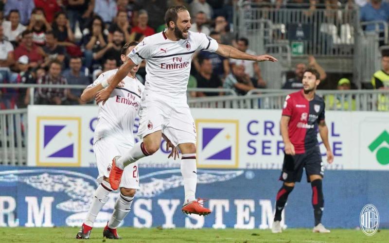 Higuain vs Cagliari Milan Twitter