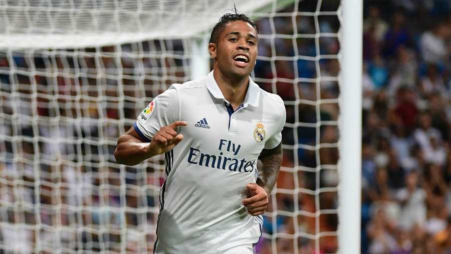 Mariano Diaz in uscita dal Real, Zidane conferma: “Qui non gioca, è un problema” article-post