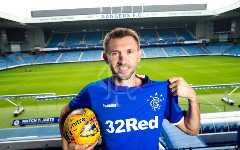 McAuley Gareth annuncio Rangers Glasgow Twitter